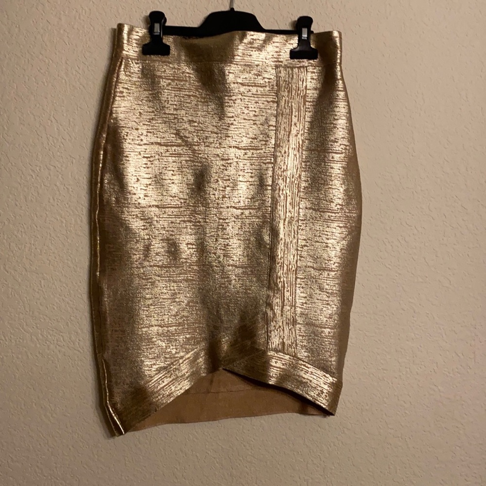 Gold metallic body con skirt.( never worn)